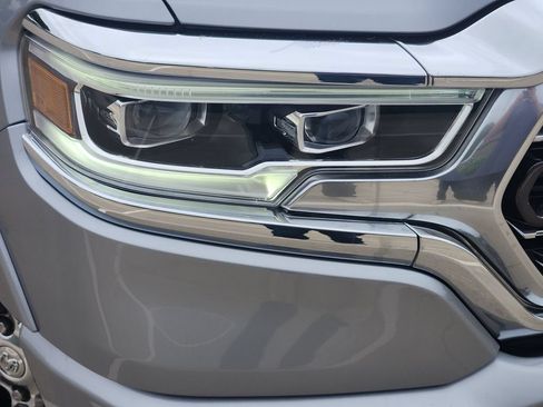 Used 2019 RAM 1500 Limited AWD/4WD image 9
