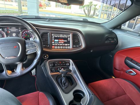 Used 2021 Dodge Challenger R/T Scat Pack w/ Plus Package image 27