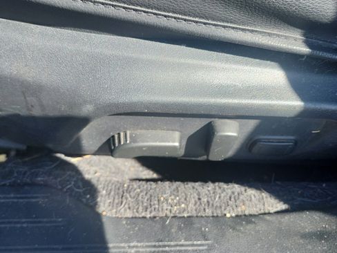 Used 2017 Subaru Outback 2.5i Limited w/ Popular Package #5 AWD/4WD image 17