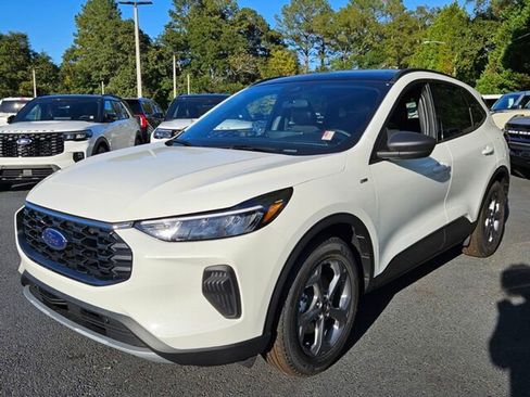 New 2026 Ford Escape ST-Line w/ Tech Pack #1 image 3