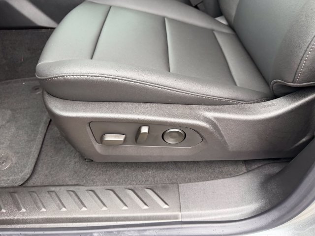 New 2026 Chevrolet Colorado LT w/ LT Convenience Package AWD/4WD image 21