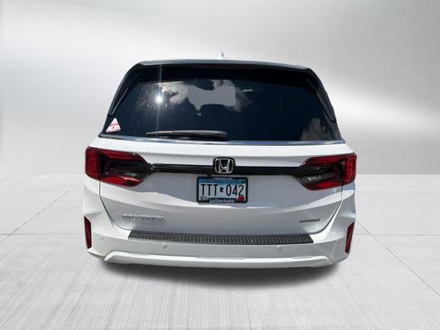 Used 2026 Honda Odyssey Touring image 7
