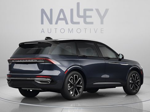 Used 2024 Lincoln Nautilus Reserve w/ Equipment Group 203A AWD/4WD image 6