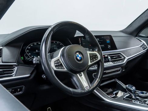 Used 2022 BMW X7 M50i w/ Executive Package image 13