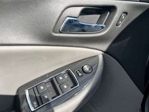 Used 2019 Chevrolet Impala LS image 15