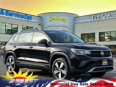 Used 2024 Volkswagen Taos S AWD/4WD image 1
