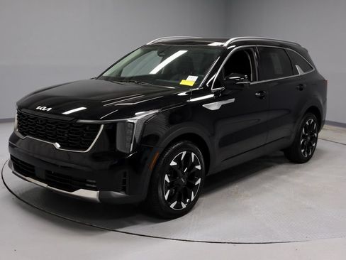 Used 2025 Kia Sorento SX FWD image 8