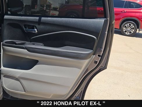 Used 2022 Honda Pilot EX-L image 30