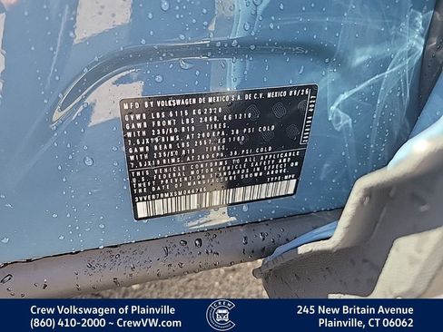 New 2025 Volkswagen Tiguan SE image 37