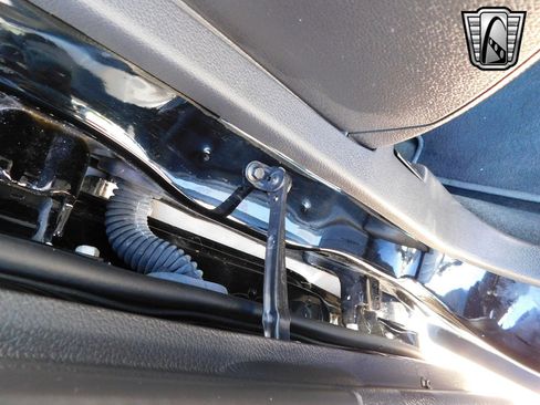 Used 2012 Ford Mustang Shelby GT500 w/ SVT Performance Pkg image 17