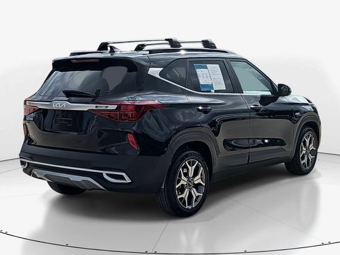 Used 2022 Kia Seltos EX image 5