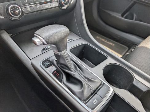 Used 2018 Kia Optima LX FWD image 18