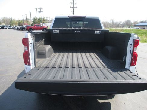 Used 2019 Chevrolet Silverado 1500 LT w/ All-Star Edition image 9