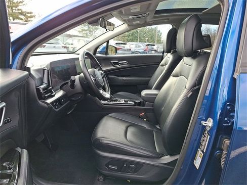 Used 2023 Kia Sportage SX image 14