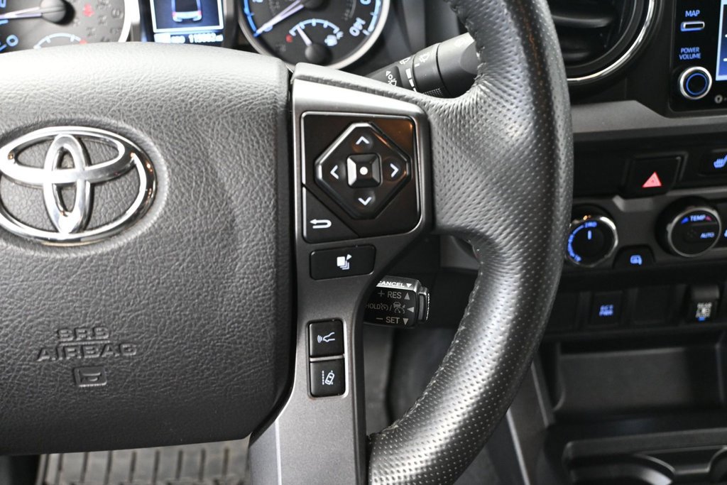 Used 2021 Toyota Tacoma TRD Sport AWD/4WD image 21