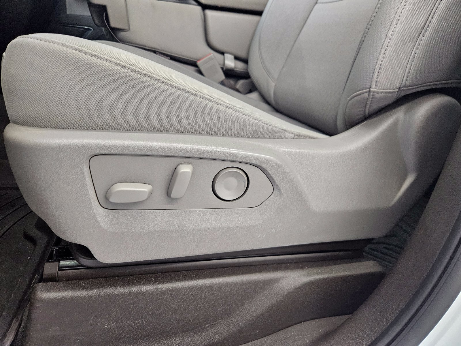 Used 2024 GMC Sierra 1500 SLE AWD/4WD image 15