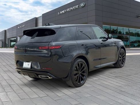 New 2026 Land Rover Range Rover Sport Dynamic SE AWD/4WD image 5