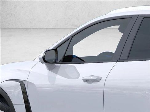 New 2025 Chevrolet Blazer EV LT AWD/4WD image 12