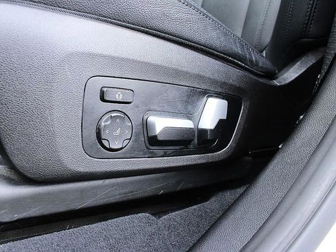 Used 2021 BMW X3 xDrive30i w/ Convenience Package image 14