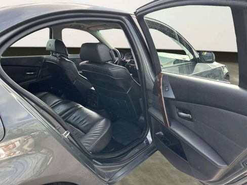 Used 2007 BMW 530xi Sedan AWD/4WD image 18