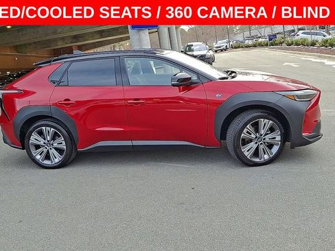 Used 2023 Subaru Solterra AWD image 9