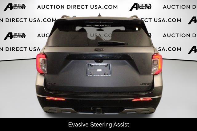 Used 2021 Ford Explorer XLT w/ Equipment Group 202A AWD/4WD image 11