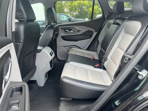 Used 2024 GMC Terrain SLT FWD image 25