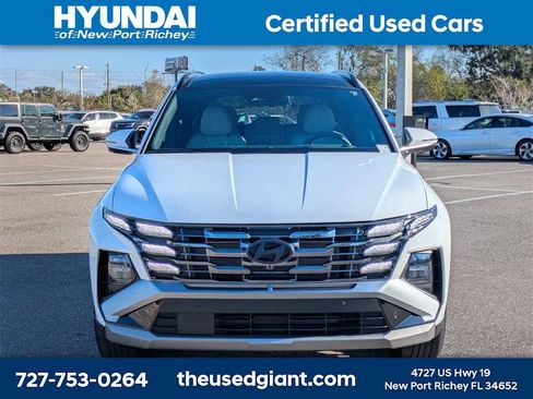 Used 2025 Hyundai Tucson Limited image 8