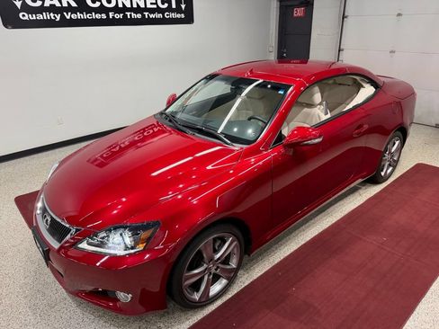 Used 2013 Lexus IS 250C RWD image 57