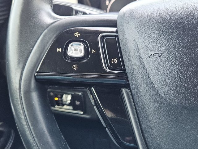 Used 2020 Lincoln Corsair FWD w/ Equipment Group 101A image 26