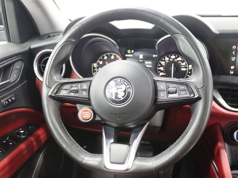 Used 2020 Alfa Romeo Stelvio Sport w/ Quick Order Package 22J Sport AWD/4WD image 22