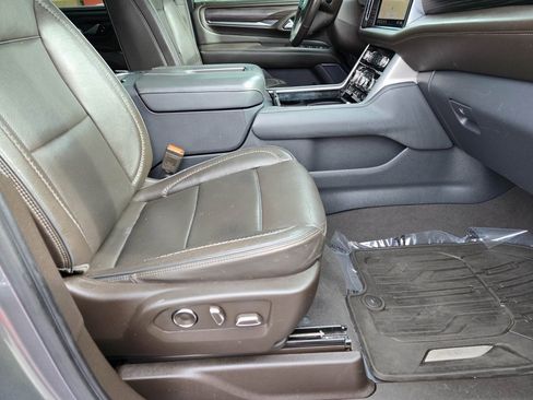 Used 2021 GMC Yukon XL Denali image 46