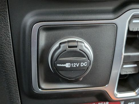New 2026 Jeep Wrangler Unlimited Rubicon AWD/4WD image 22