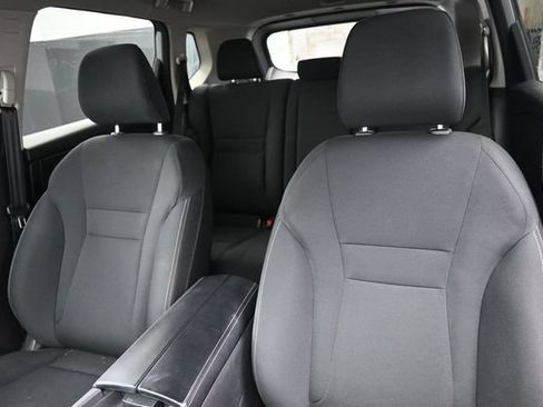 Used 2024 Nissan Rogue S FWD image 14