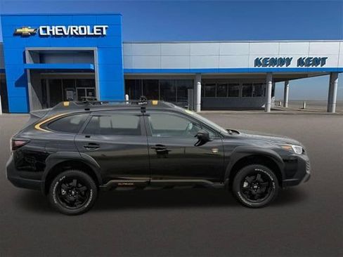 Used 2025 Subaru Outback Wilderness AWD/4WD image 3