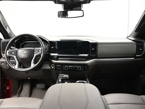 Used 2023 Chevrolet Silverado 1500 LTZ AWD/4WD image 22