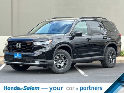 New 2025 Honda Pilot TrailSport