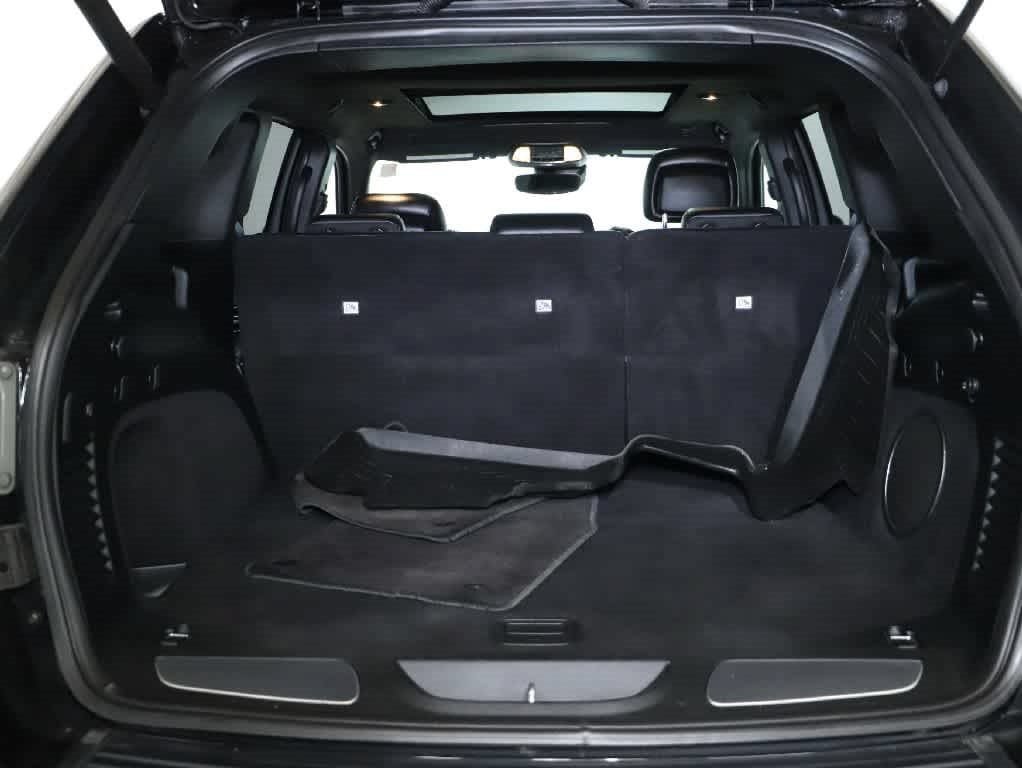 Used 2018 Jeep Grand Cherokee Limited AWD/4WD image 31