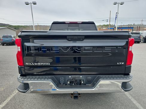 Used 2019 Chevrolet Silverado 1500 LTZ w/ LTZ Plus Package AWD/4WD image 4
