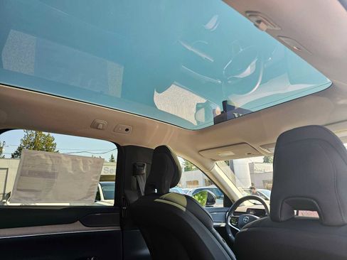 New 2025 Volvo EX90 Plus image 14