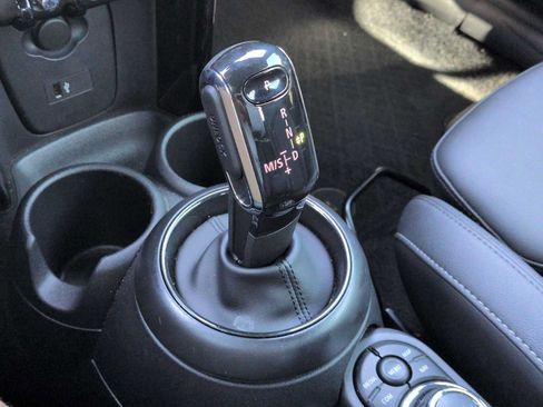 Used 2024 MINI Cooper S FWD image 33