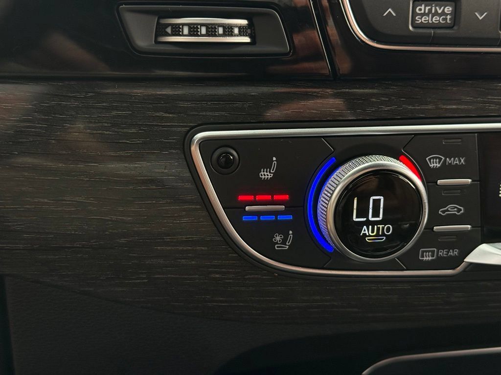 Used 2019 Audi Q7 3.0T Premium Plus AWD/4WD image 24