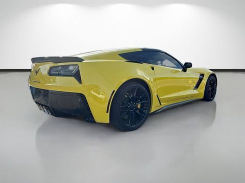 Used 2016 Chevrolet Corvette Z06 RWD image 3