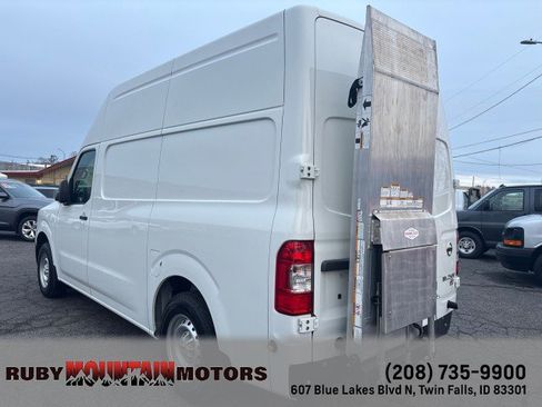 Used 2019 Nissan NV 2500 S image 5