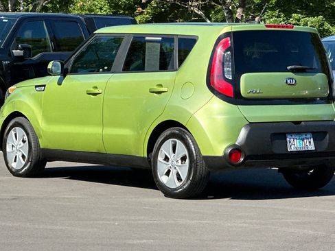 Used 2016 Kia Soul FWD image 6