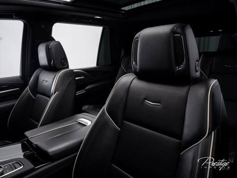 Used 2022 Cadillac Escalade Sport w/ Touring Package AWD/4WD image 28