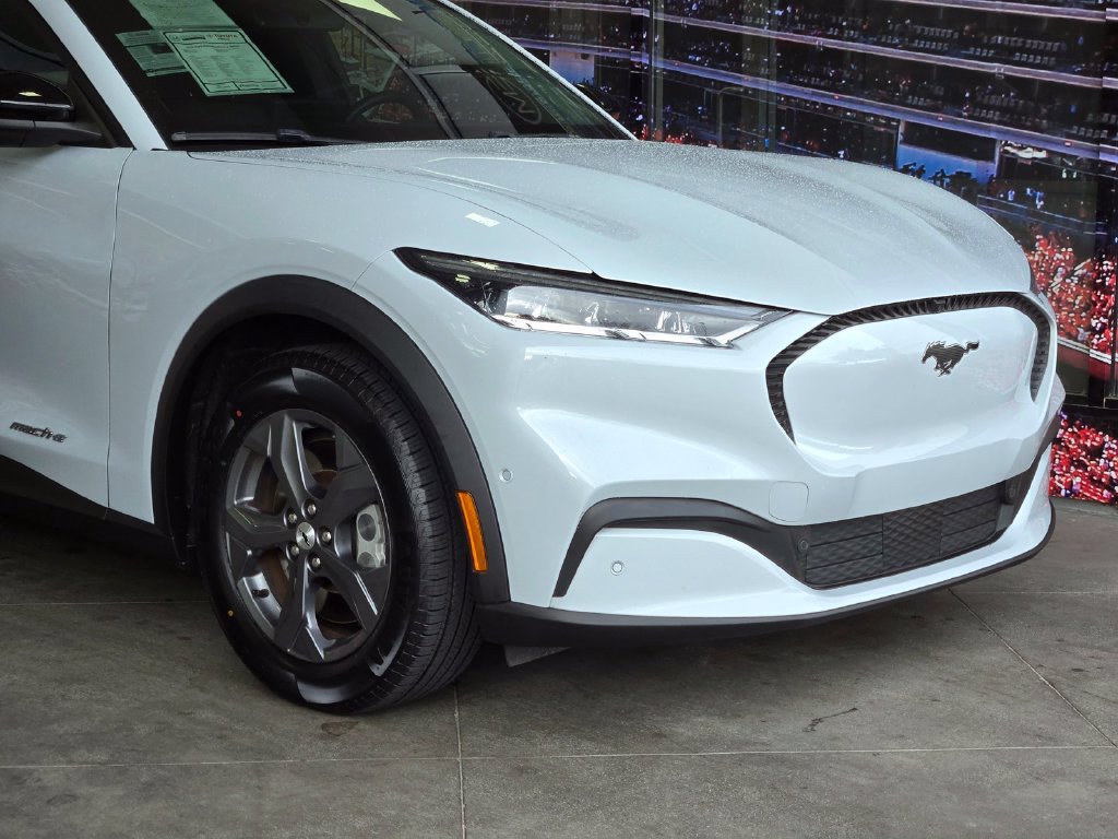 Used 2023 Ford Mustang Mach-E Select RWD image 2