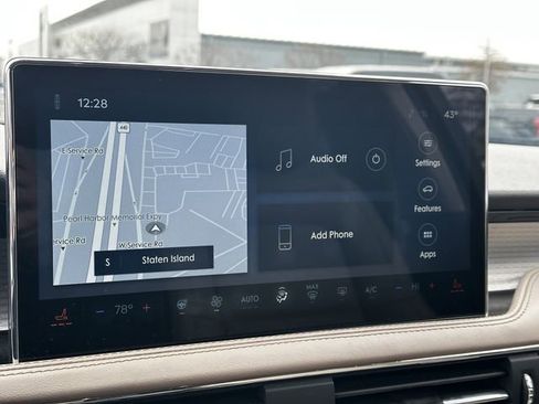 Certified 2024 Lincoln Corsair AWD w/ Equipment Group 101A image 21