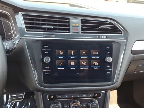 Used 2020 Volkswagen Tiguan SEL Premium R-Line AWD/4WD image 22