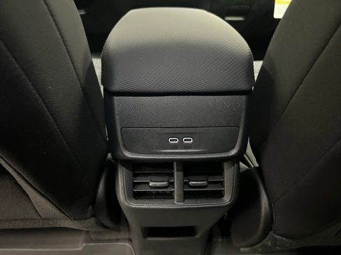 New 2026 Chevrolet Equinox LT image 23